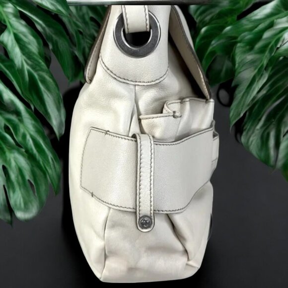 Salvatore Ferragamo Vintage Rare Y2K Cream Leather Shoulder Hobo Bag with COA - Picture 6 of 17